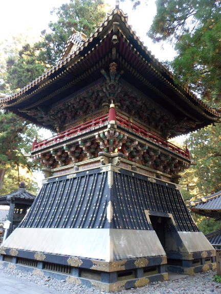 allées du Toshogu puis du sanctuaire Futarasan